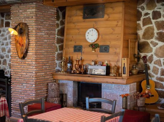 Vila Shen Maria Hotel Voskopojë Екстериор снимка