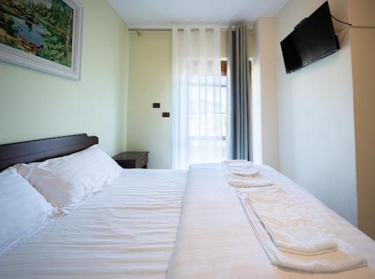 Vila Shen Maria Hotel Voskopojë Екстериор снимка