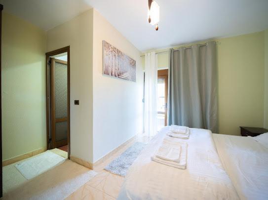 Vila Shen Maria Hotel Voskopojë Екстериор снимка